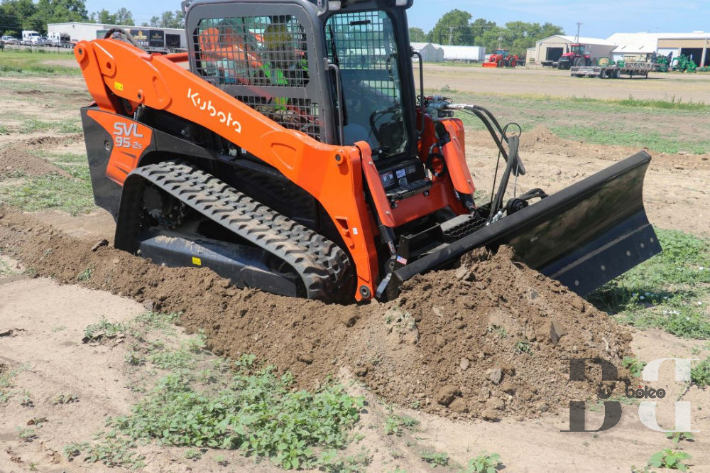 6Way Dozer Blade for Skid Steers Boleo machinery